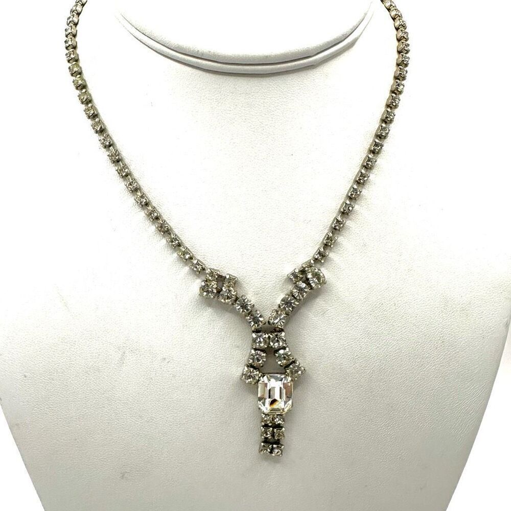 Rhinestone necklace